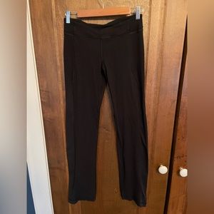 Lulu black pant leggings size 8 gently worn in good condition!